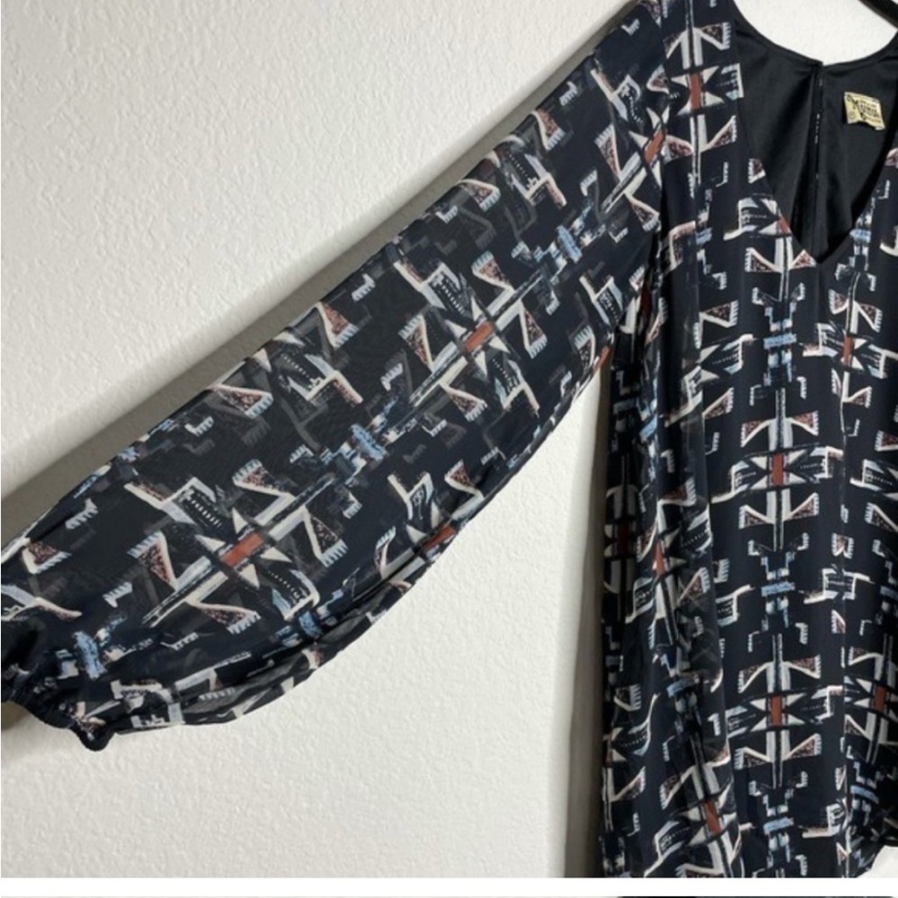 Show Me Your Mumu Black Geometric Tribal Print V-Neck‎ Long Sleeve Mini Dress M - Picture 6 of 9